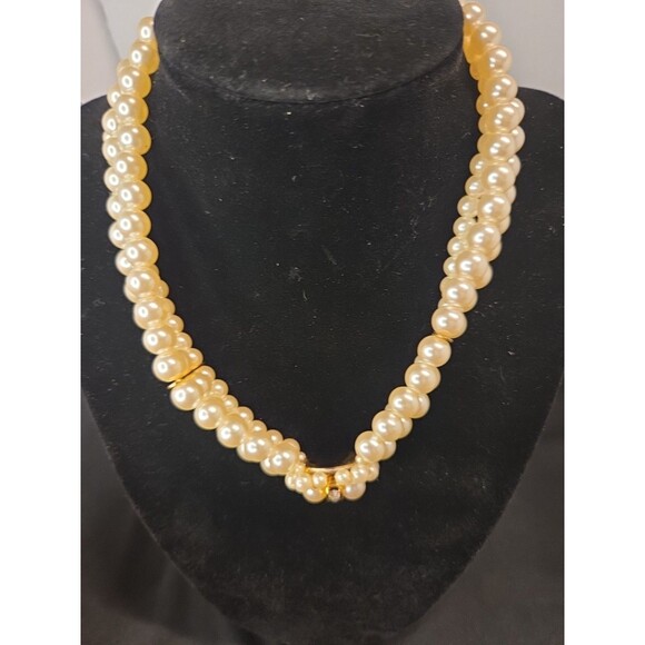 Vintage 3 Strand Faux Pearl Bridal Choker Goldtone & Rhinestone Accents 12"-16" - Picture 7 of 10